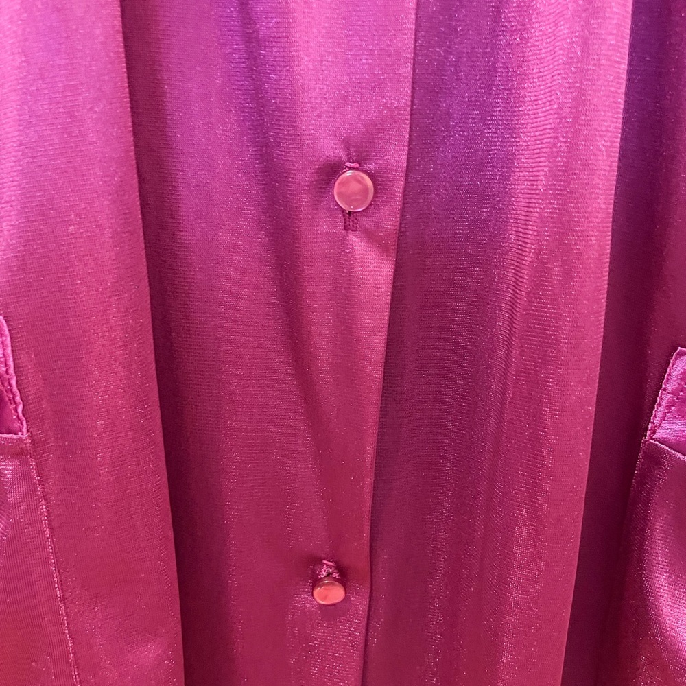 Vintage 80s Deadstock/Oldstock Amethyst Quilted House Coat W/Moon Glow Buttons View 6